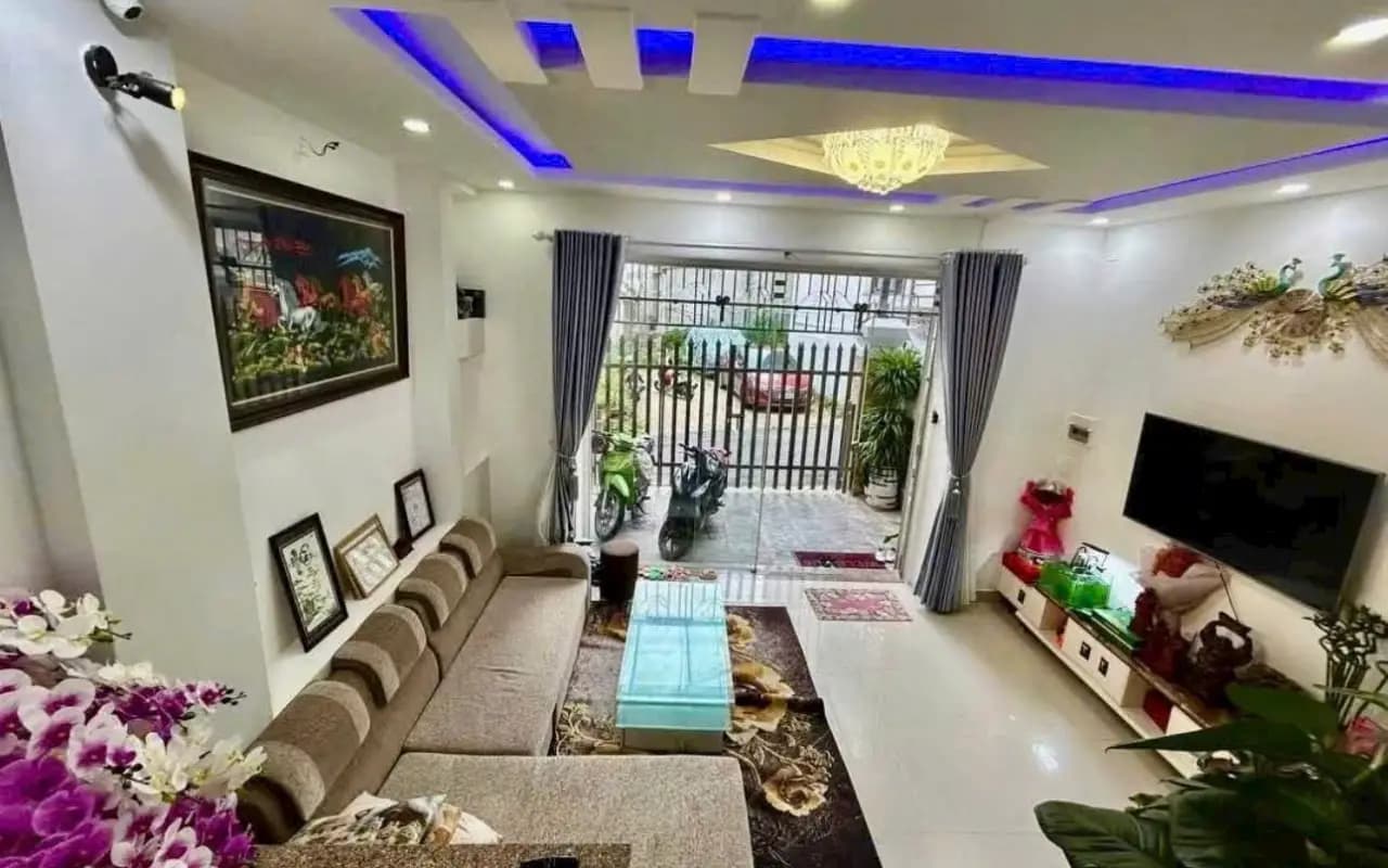 🔥🔥 GIẢM SỐC– NHÀ 3 TẦNG ĐƯỜNG PHÙ ĐỔNG THIÊN VƯƠNG, ĐÀ LẠT 🔥🔥